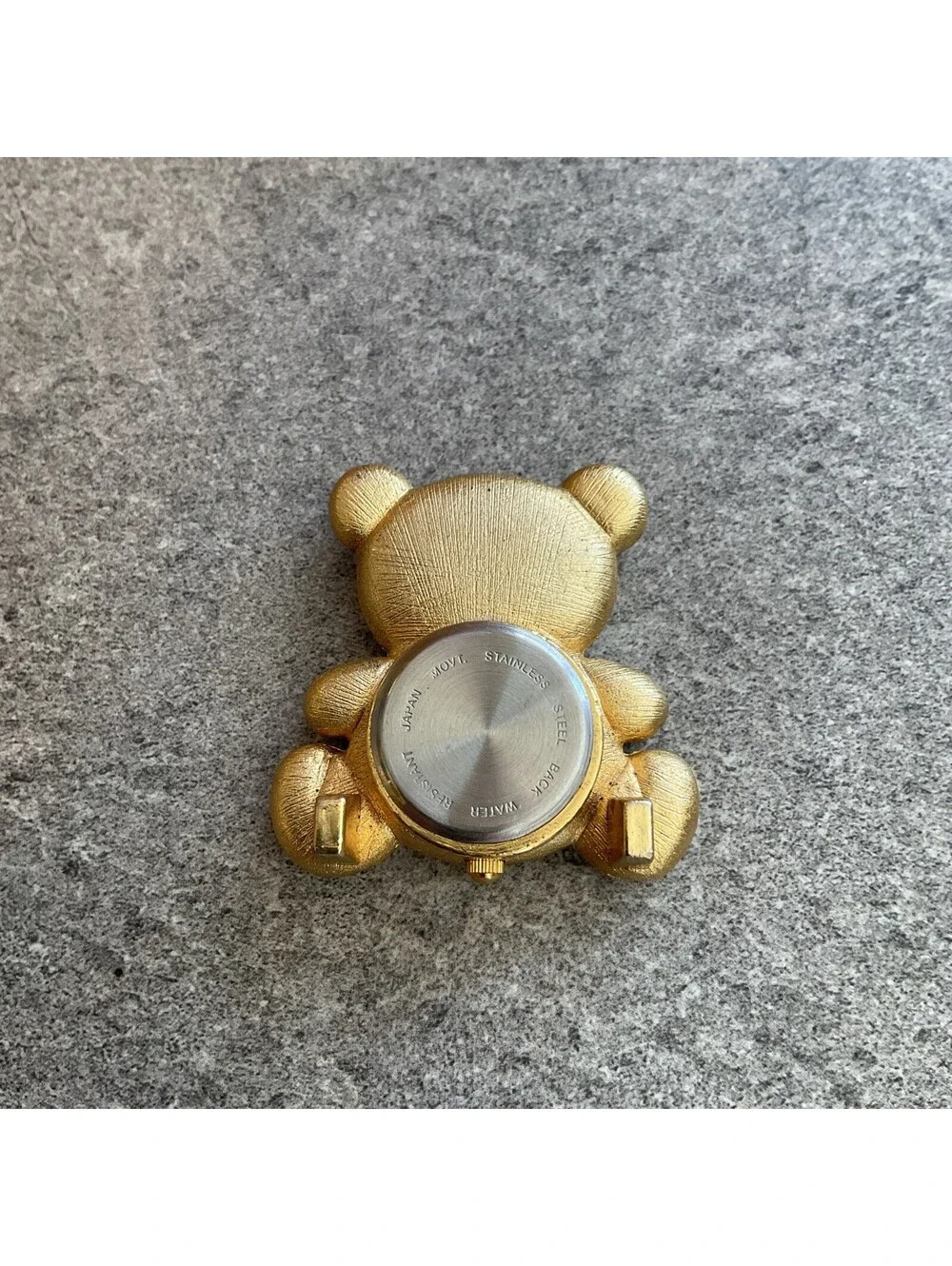 DINEIFA Teddy Bear Mini Desk Watch 42mm Gold Tone Figurine Novelty A8